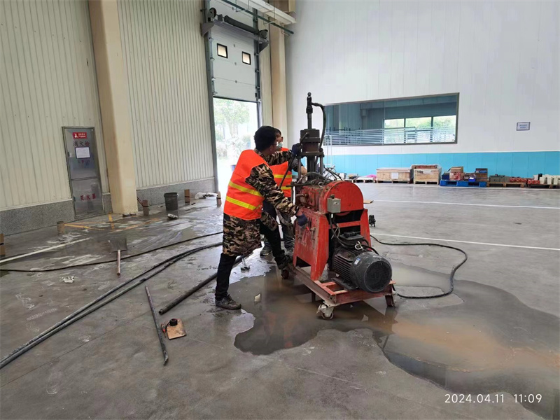 噶尔厂房地面下沉塌陷注浆加固施工